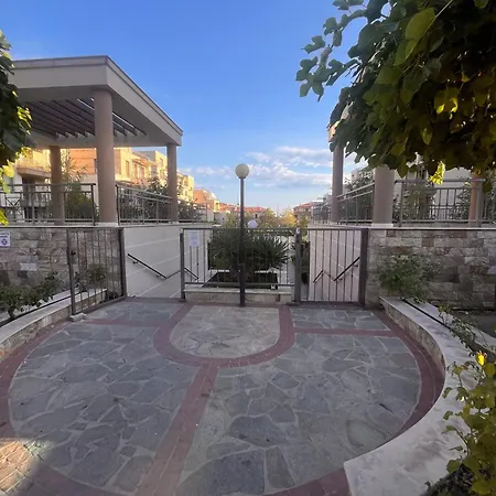Neuwertiges Sorrento Sole Mare Appartement *